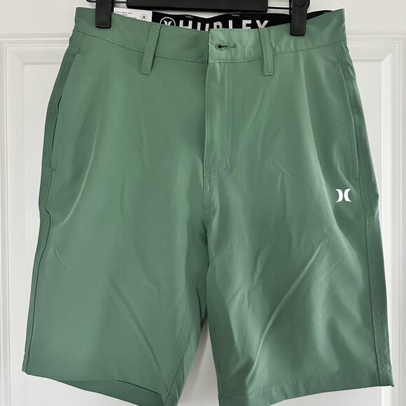 Hurley Green All Day Hybrid Board Shorts Men’s 28 New Surf Swim - Picture 1 of 4